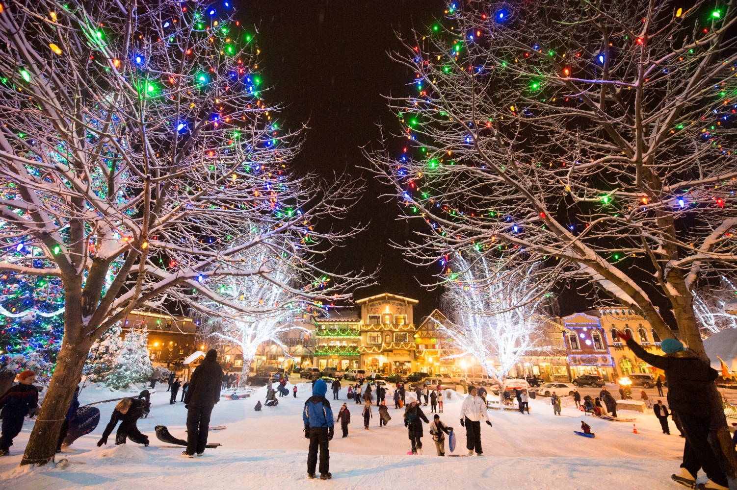Leavenworth Christmas Lighting 2019 Leavenworth Christmas Lighting 2019 | CascadeLoop.com Leavenworth Christmas Lighting 2019 Leavenworth Christmas Lighting 2019 | CascadeLoop.com